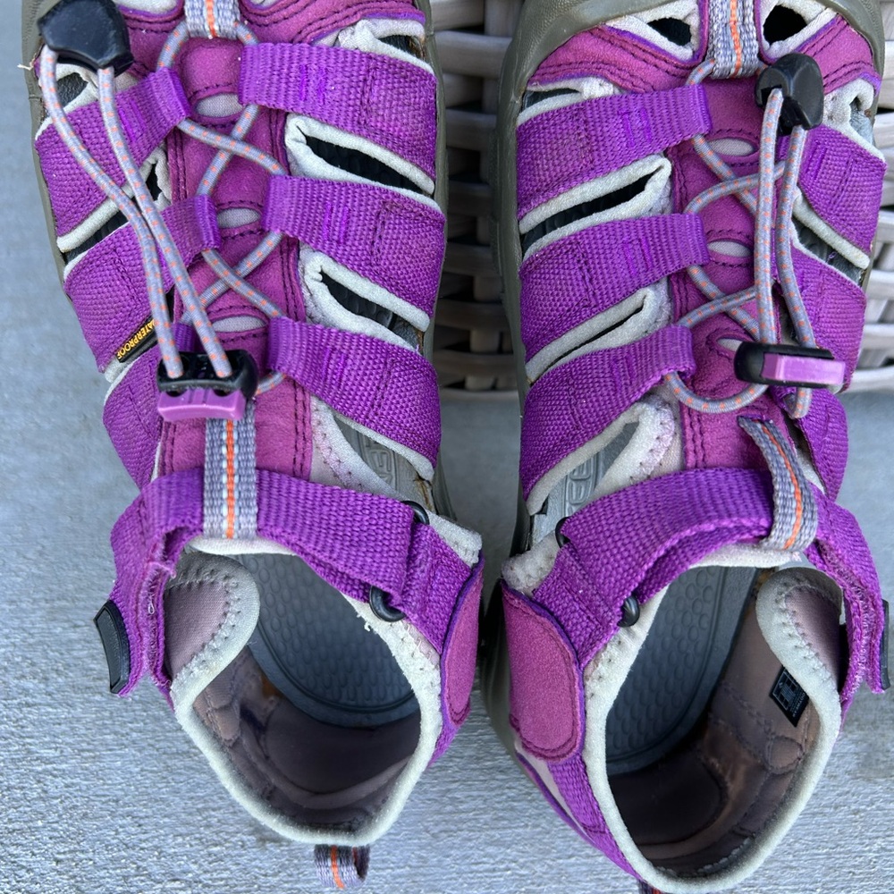 Keen Kids' Magenta Adventure Sandals